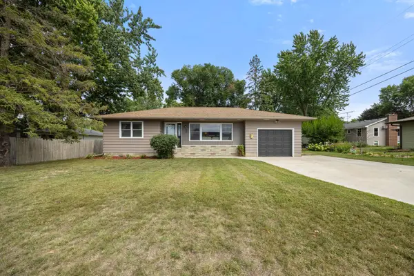 204 Cedar Street S, Lester Prairie, MN 55354