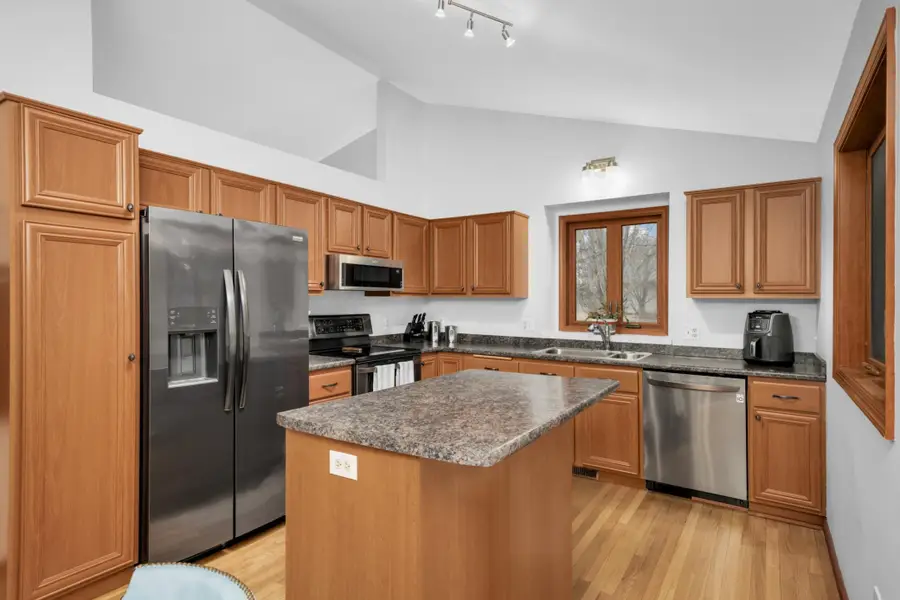 3195 Red Oak Drive, Eagan, MN 55121 - #2