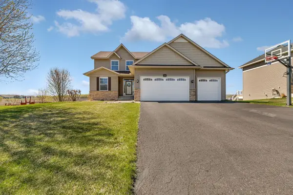 13827 Savanna Drive, Rogers, MN 55374