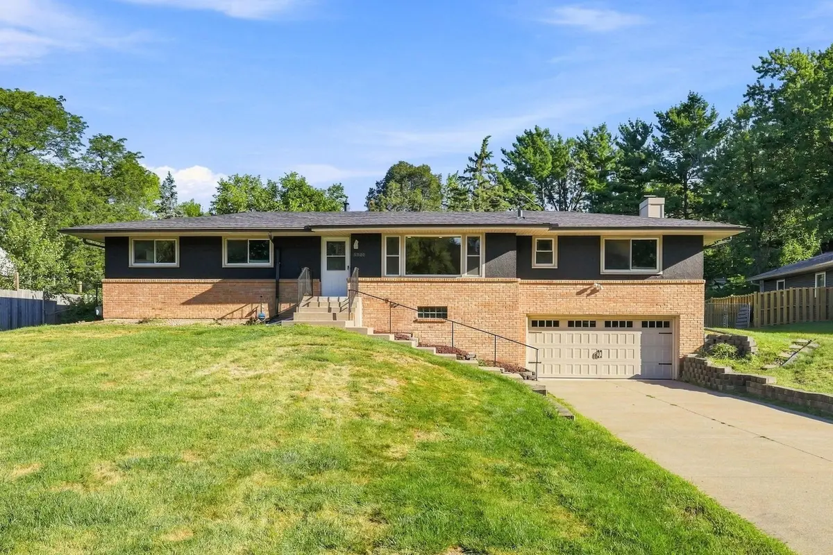 5300 Circle Down, Golden Valley, MN 55416 - #1