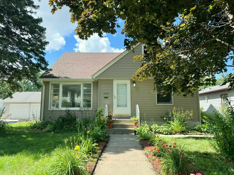 7204 Harriet Avenue, Richfield, MN 55423 - #3