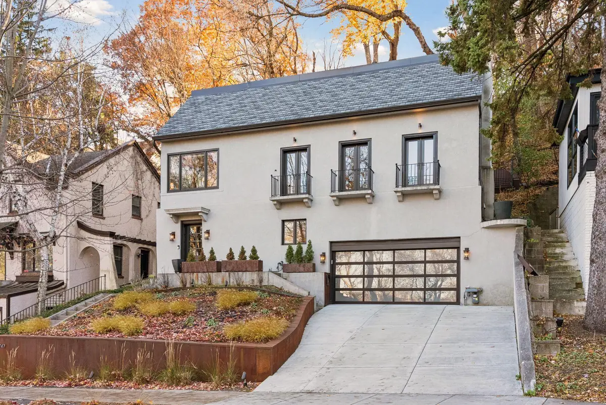 747 Kenwood Parkway, Minneapolis, MN 55403 - #1