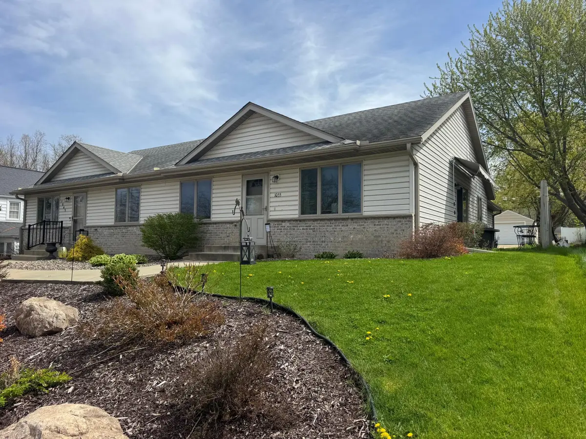 1055 S Main Street, Zumbrota, MN 55992 - #1
