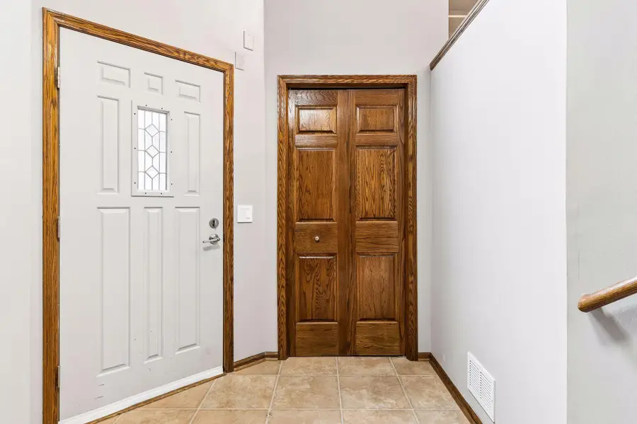 7476 Cahill Road, Edina, MN 55439 - #3