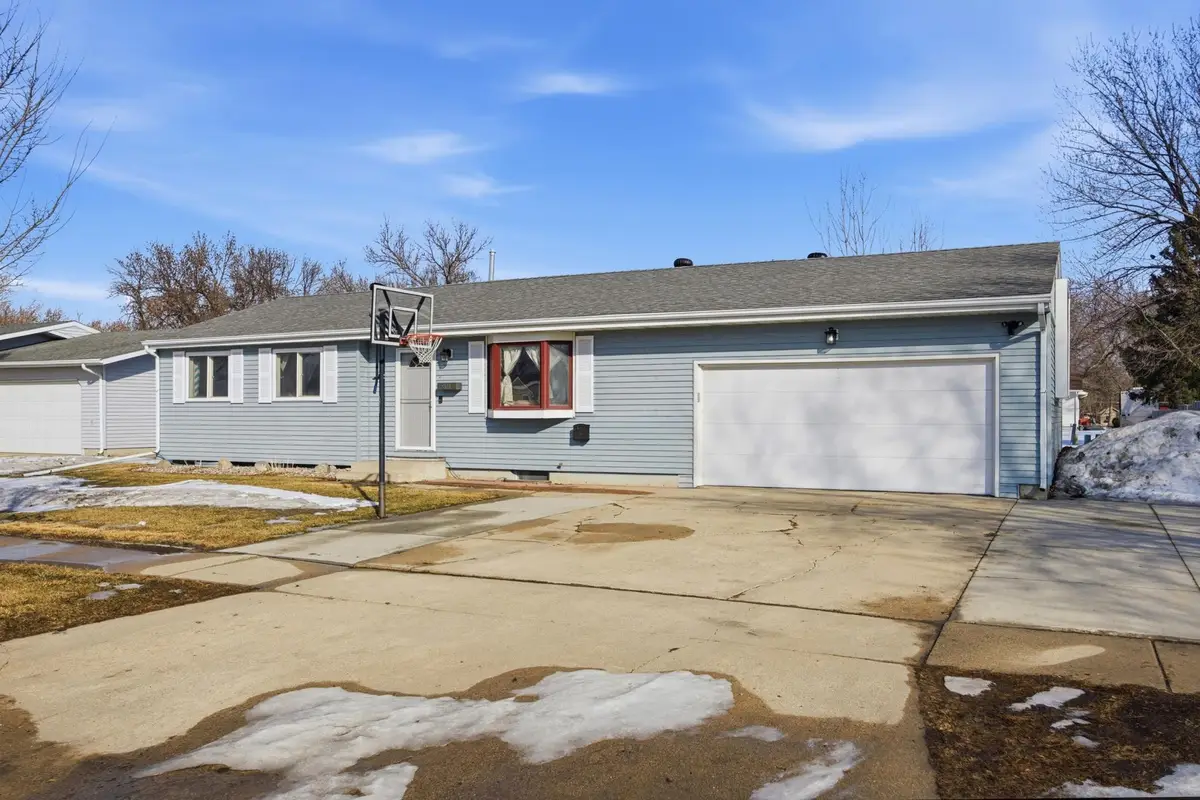 901 7th Street W, West Fargo, ND 58078 - #1