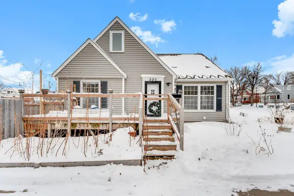 301 E 40th Street, Minneapolis, MN 55409