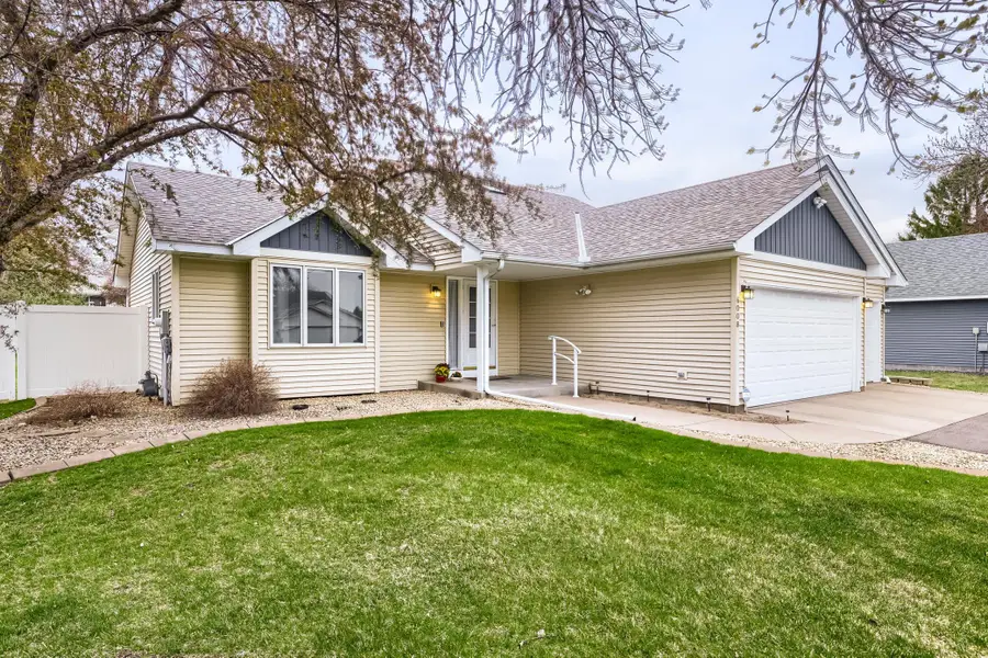 6008 91st Trail N, Brooklyn Park, MN 55443 - #2