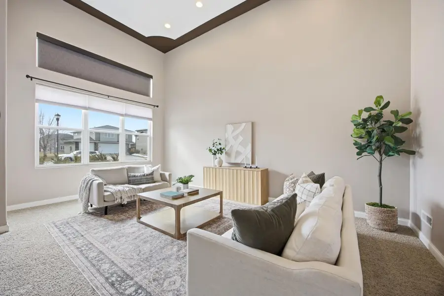 246 34 Avenue E, West Fargo, ND 58078 - #2