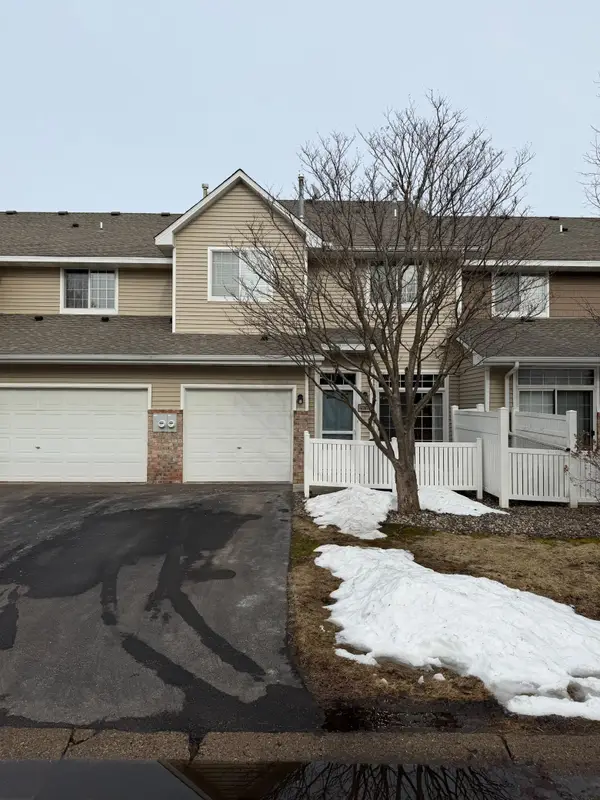 17878 Cobblestone Way, Eden Prairie, MN 55347