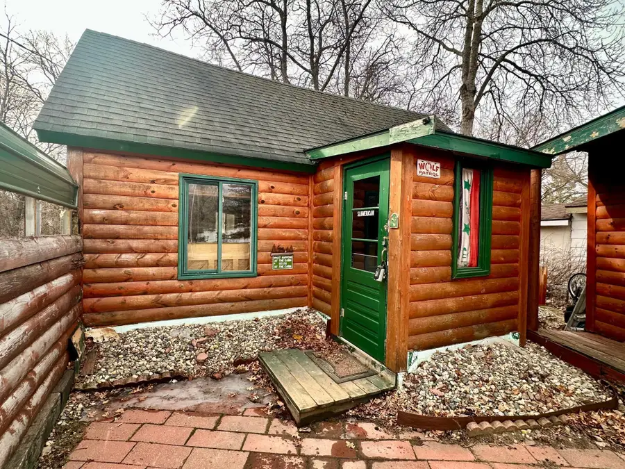 618 1st Street Ne, Menahga, MN 56464 - #2