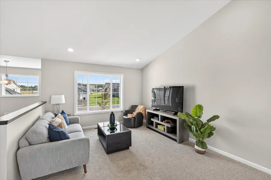 1316 Woods Road Ne, Isanti, MN 55040 - #3