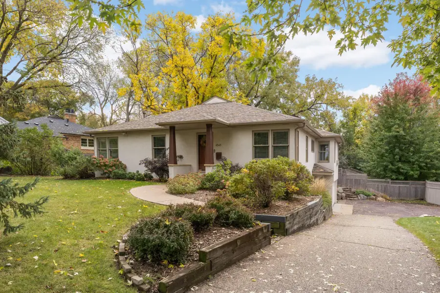 4545 Douglas Avenue, Golden Valley, MN 55416 - #2