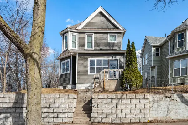 973 Jessamine Avenue E, Saint Paul, MN 55106