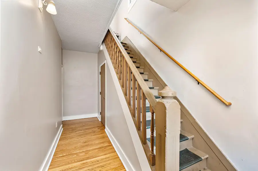 973 Jessamine Avenue E, Saint Paul, MN 55106 - #2