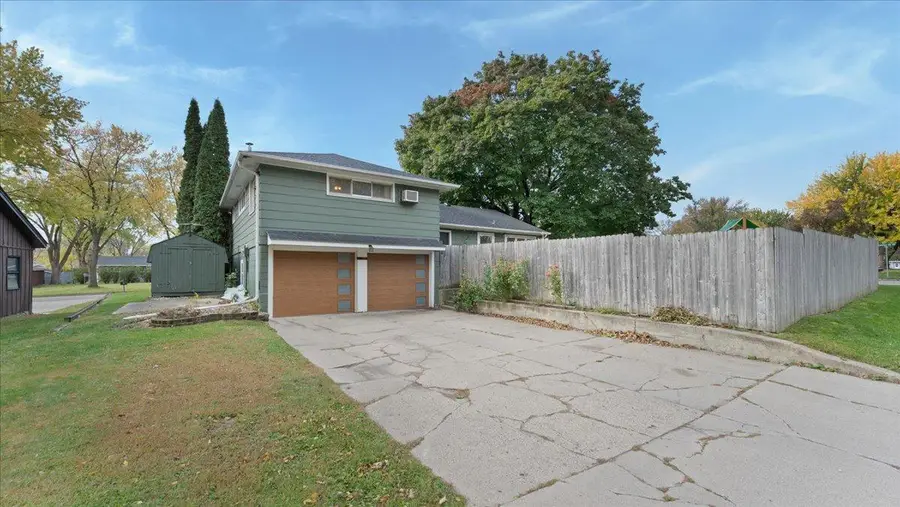 228 Terrace Drive Sw, Willmar, MN 56201 - #2