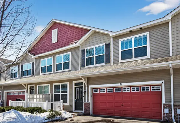 1845 Columbia Lane #3, Chanhassen, MN 55317
