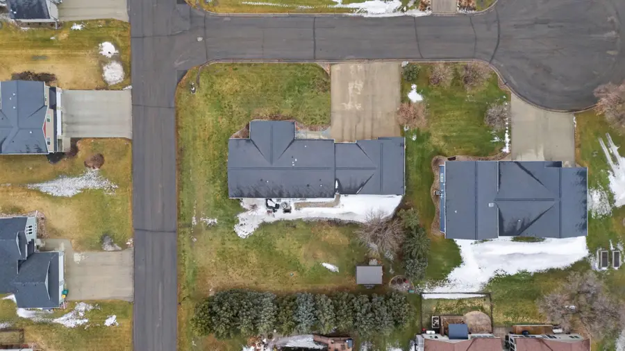 211 Hackberry Court, Kindred, ND 58051 - #3