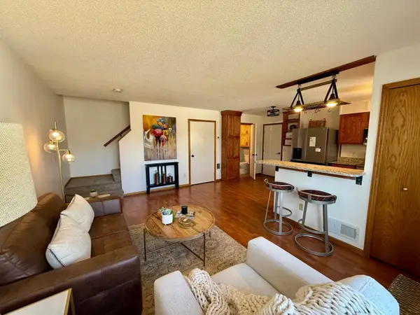 8541 S Pond Trail, Champlin, MN 55316