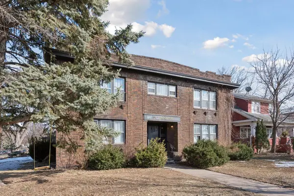 194 Lexington Parkway N, Saint Paul, MN 55104