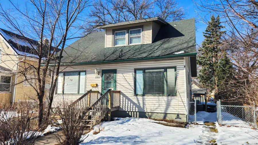 820 11th Street N, Fargo, ND 58102 - #2