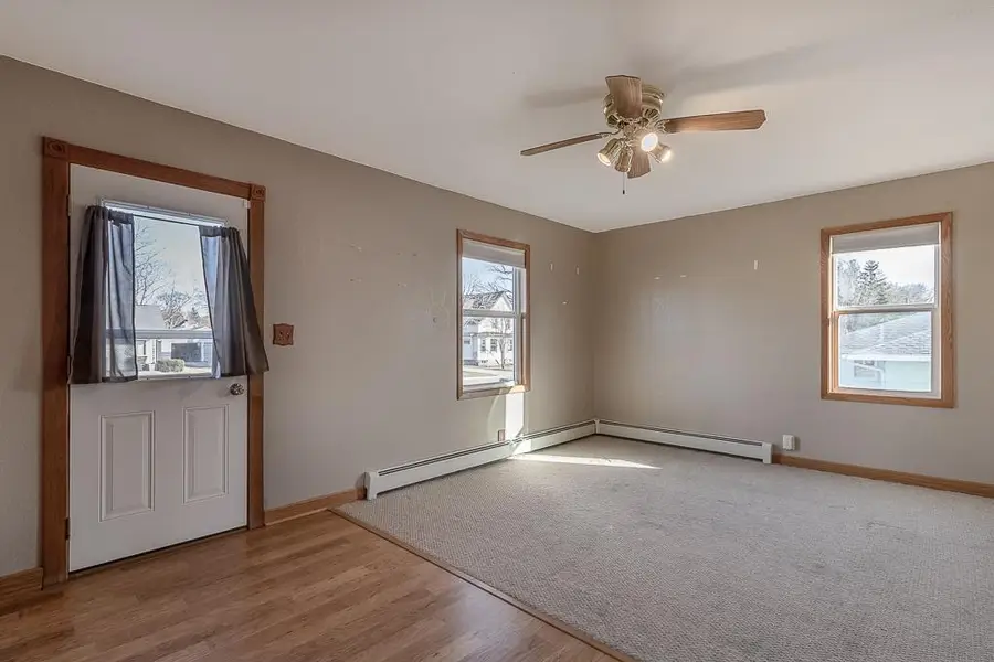 205 Park Street N, Fairfax, MN 55332 - #2