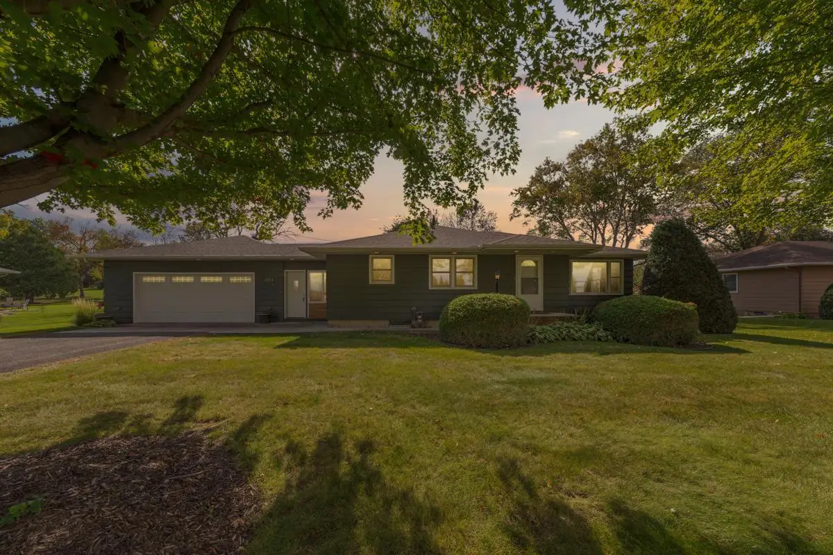 2335 4th Street Nw, Faribault, MN 55021 - #1