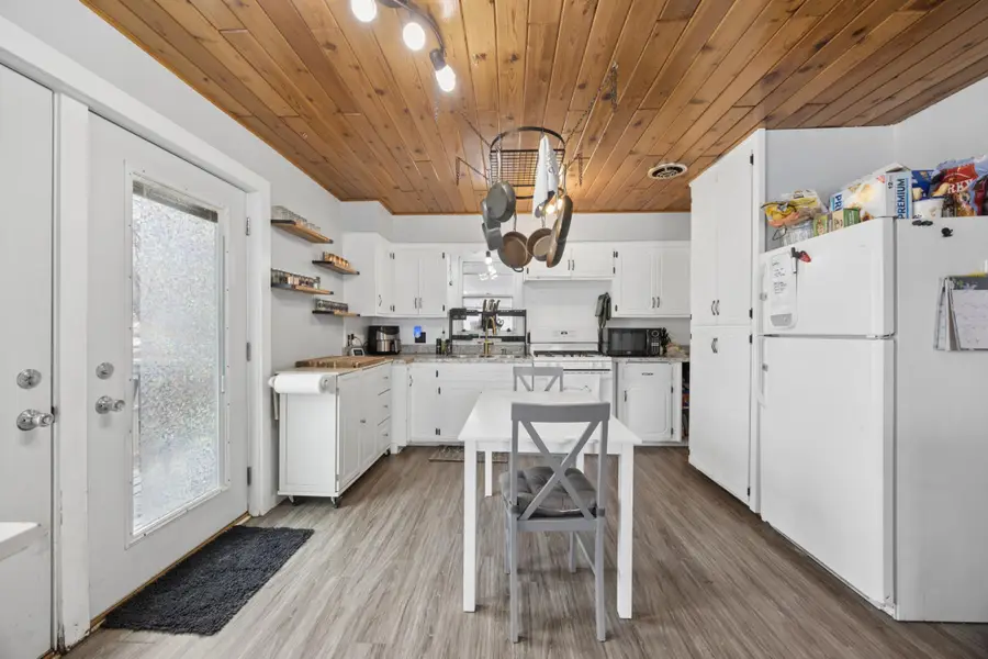 416 Broadway Street E, Osseo, MN 55369 - #2