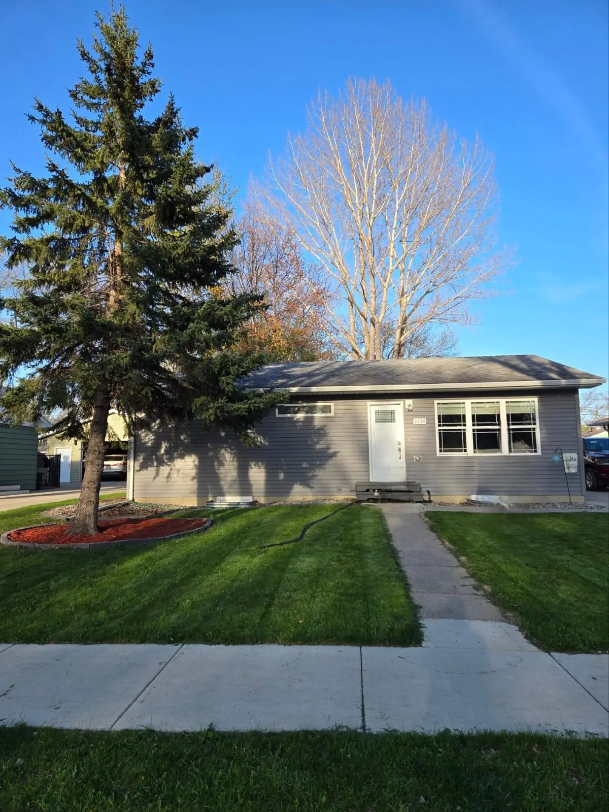 1438 19th Street S, Fargo, ND 58103 - #1