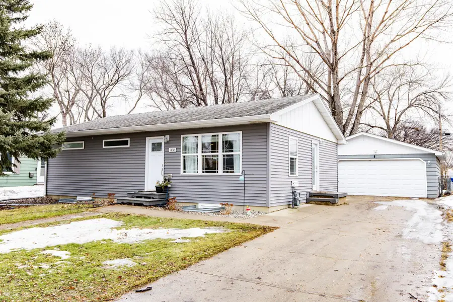 1438 19th Street S, Fargo, ND 58103 - #2
