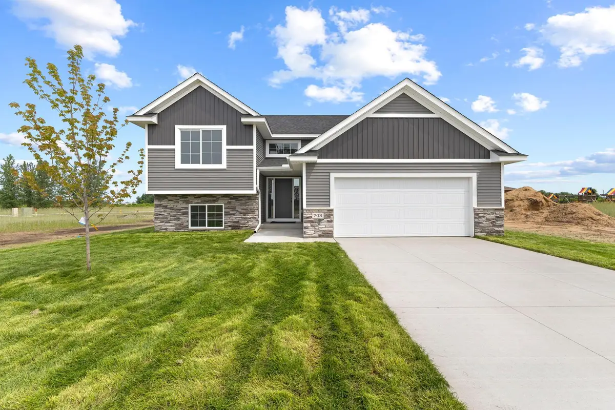 706 Margaret Lane Ne, Isanti, MN 55040 - #1