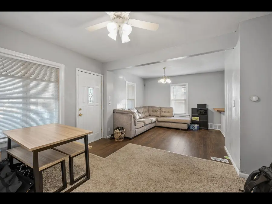 2631 Thomas Avenue N, Minneapolis, MN 55411 - #3