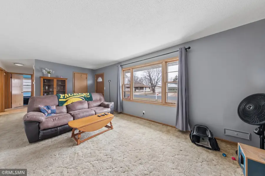 8238 Oakland Avenue S, Bloomington, MN 55420 - #3