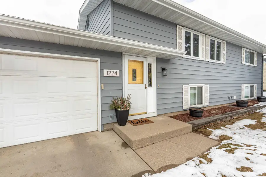 1224 Lenore Way, Fergus Falls, MN 56537 - #3