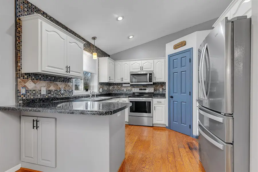 105 Iris Lane Ne, Saint Joseph, MN 56374 - #3