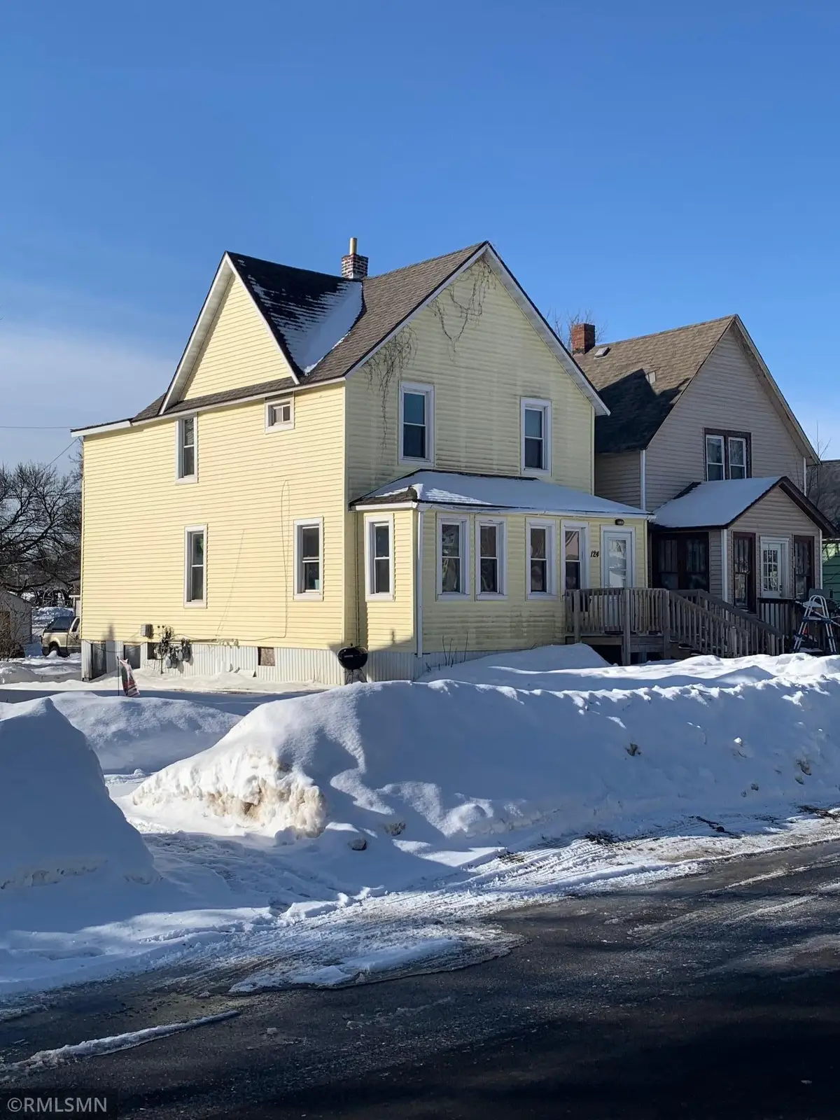 124 E 17th Street, Hibbing, MN 55746 - #1