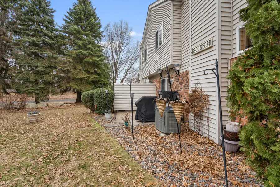 1203 Bay Cove #52, White Bear Lake, MN 55110 - #3