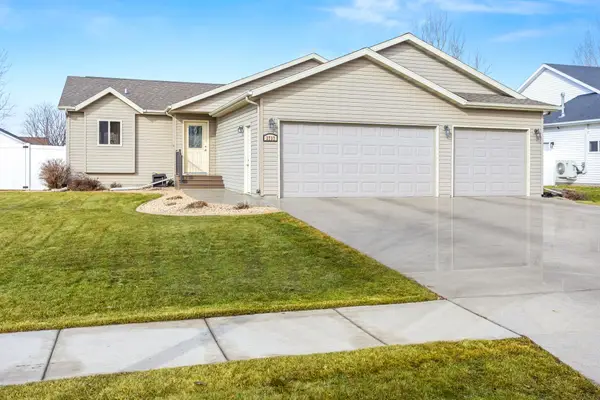 3737 Harrison Street S, Fargo, ND 58104