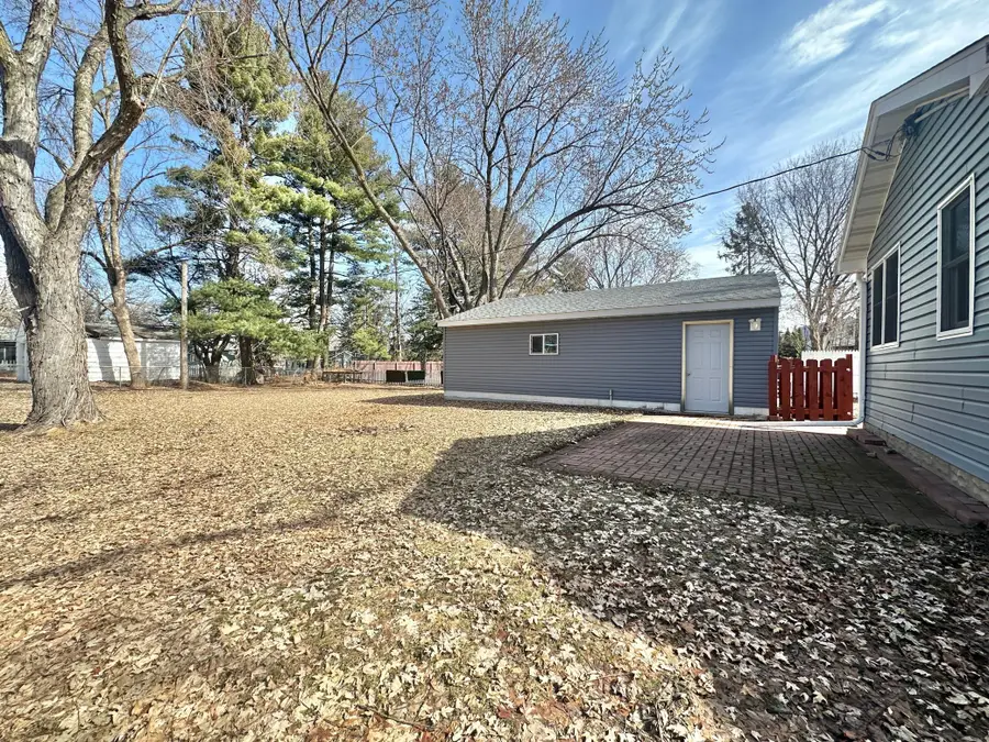 2145 7th Street, White Bear Lake, MN 55110 - #2