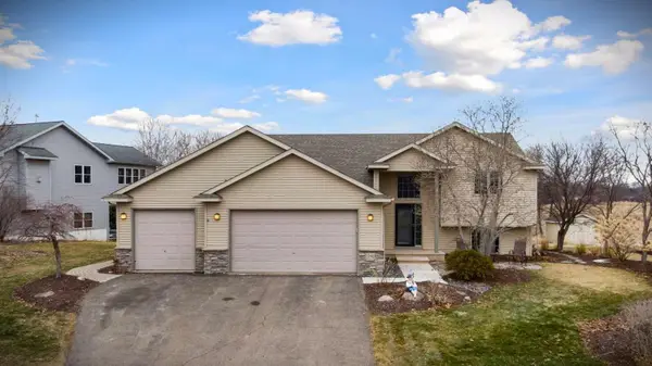 1040 Preserve Boulevard, Young America, MN 55397