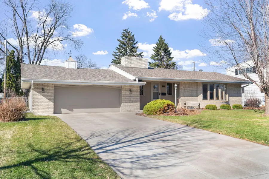 3317 Wendhurst Avenue, Saint Anthony, MN 55418 - #3