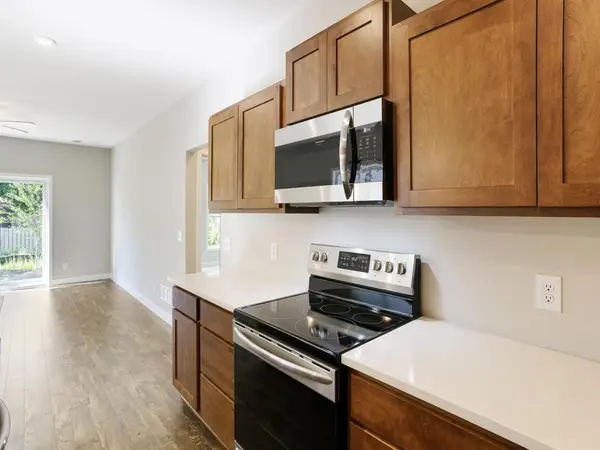 7387 Degrio Way, Inver Grove Heights, MN 55076