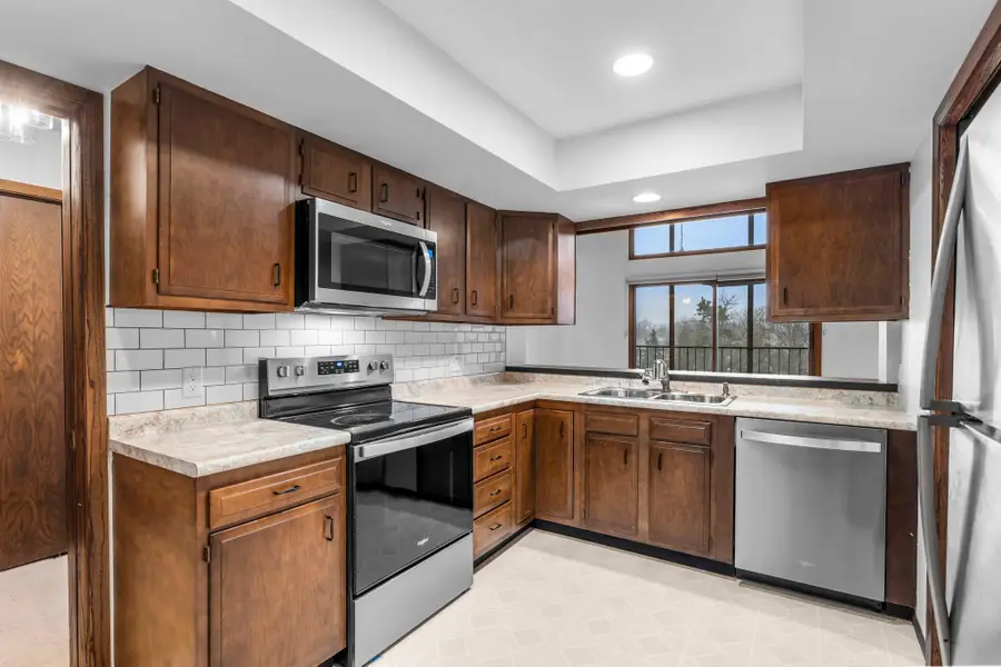 9700 Portland Avenue S #332, Bloomington, MN 55420 - #3