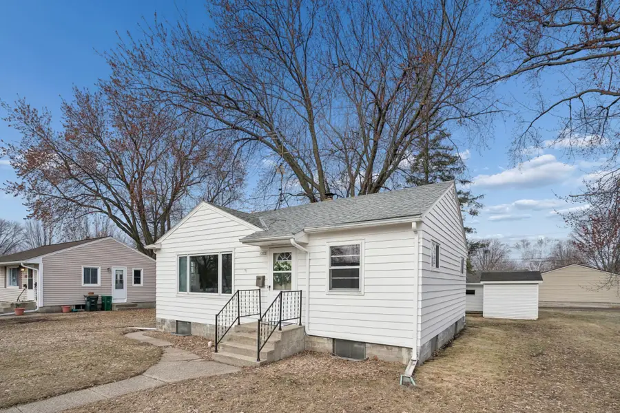 1513 Armstrong Avenue N, Glencoe, MN 55336 - #2