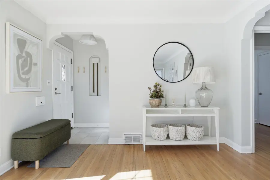 1491 California Avenue W, Falcon Heights, MN 55108 - #3