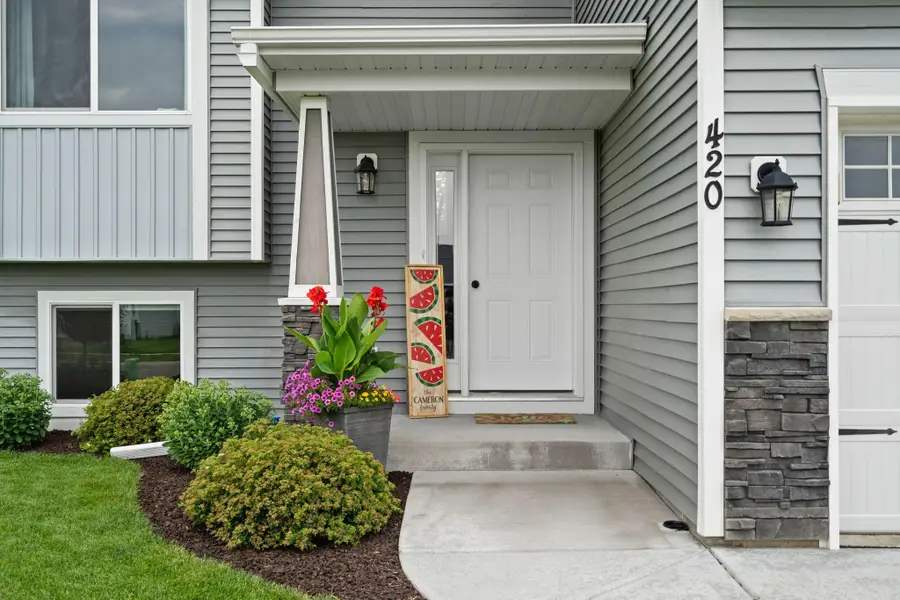 420 Eagle Street Nw, Isanti, MN 55040 - #2