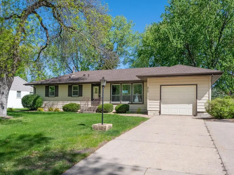 217 69th Avenue Ne, Fridley, MN 55432 - #2