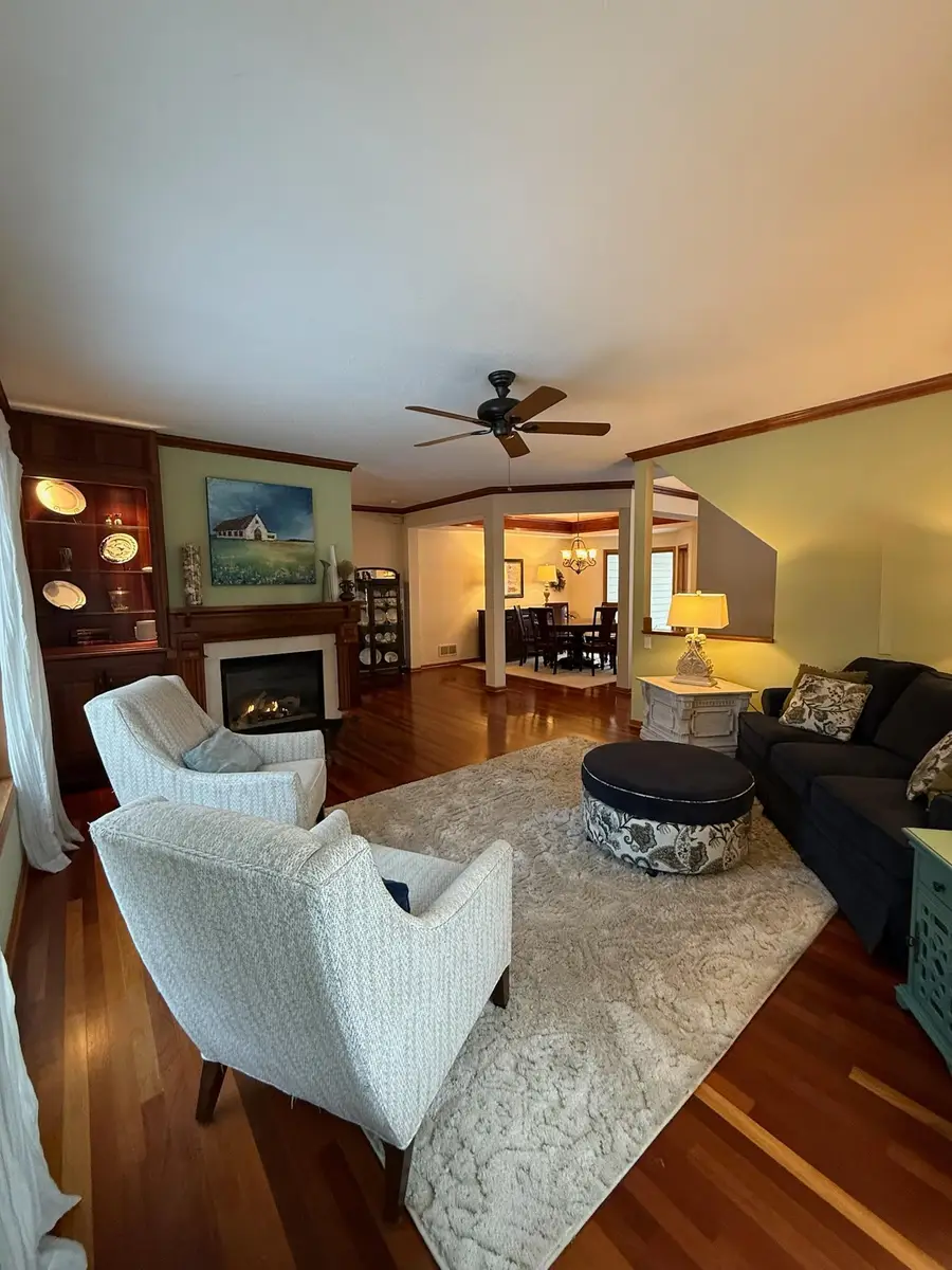 340 S Owasso Boulevard W, Roseville, MN 55113 - #3