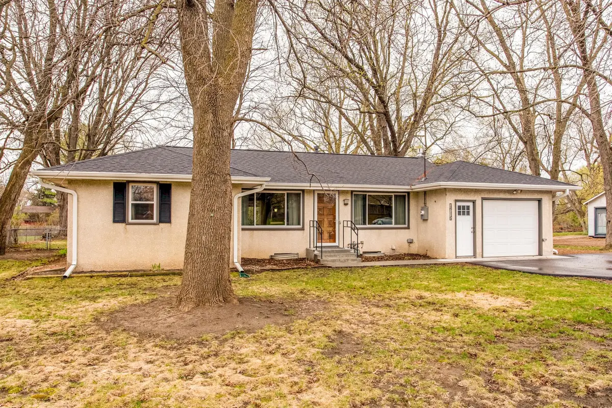 14115 Rockford Rd, Plymouth, MN 55447 - #1