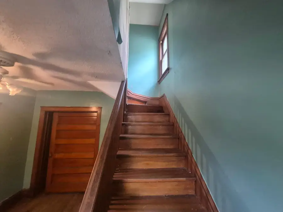 102 3rd Street Se, Pipestone, MN 56164 - #3