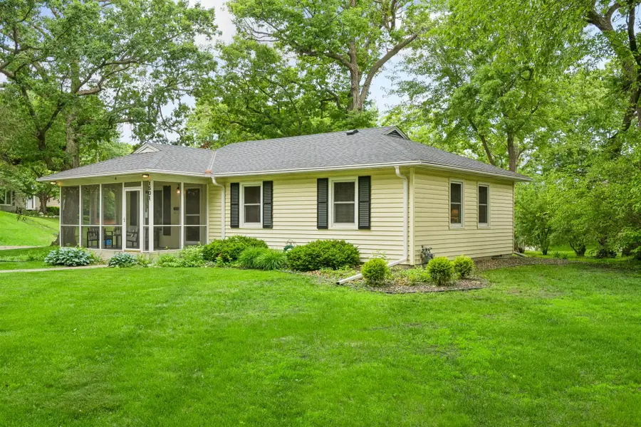 1501 Valders Avenue N, Golden Valley, MN 55427 - #2